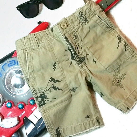 GAP Rockstar Khaki Shorts Rockers Stand Together 3 - Picture 4 of 13